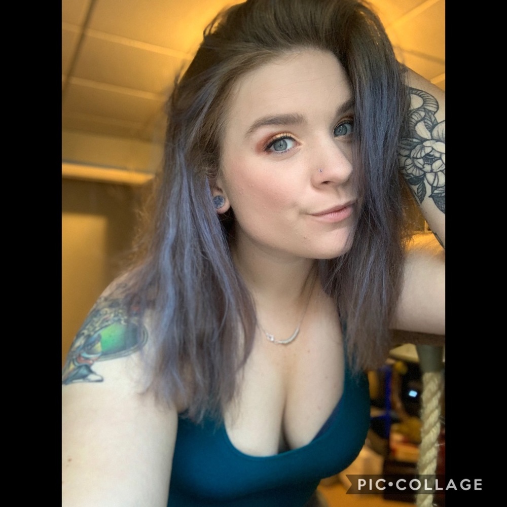 Meet your Posher, Elizabeth